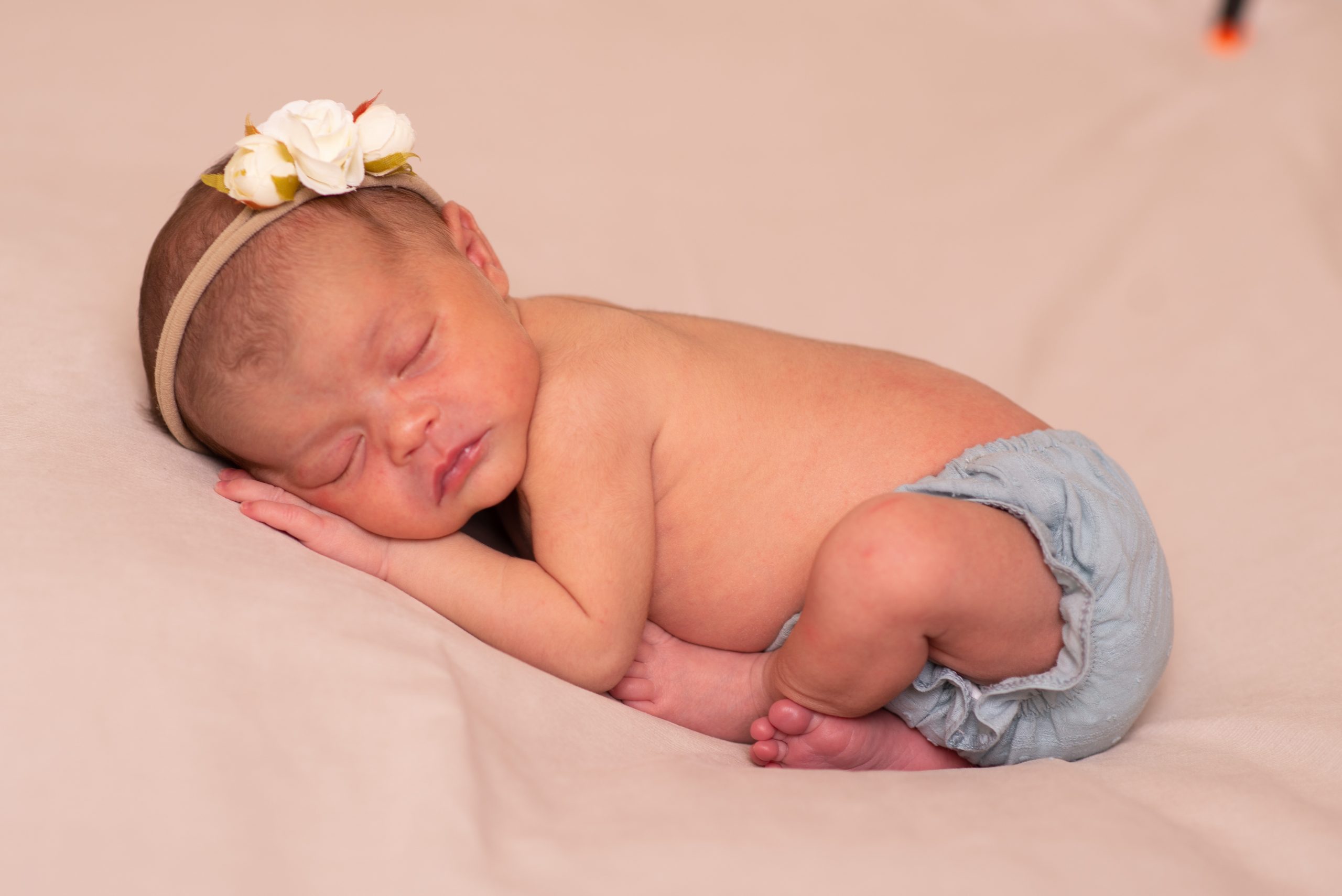 Primera puesta para recién nacido: ropa indispensable para bebé